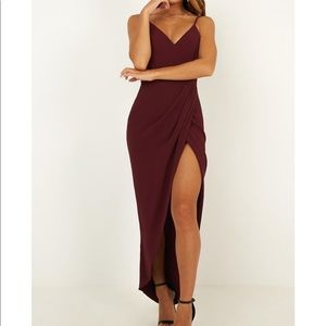 lucky day maxi dress in wine